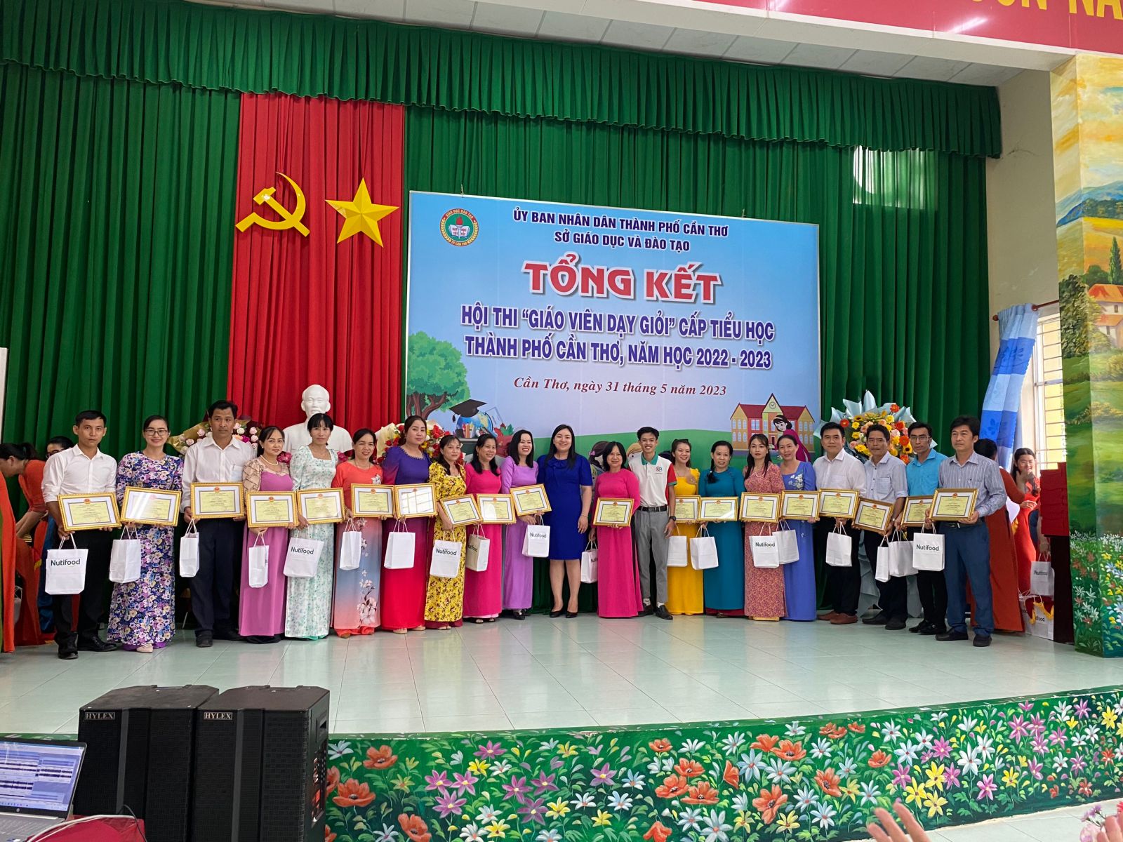 Tổng kết các hội thi “Tài năng Tiếng Anh”, “Viết chữ đẹp”, “Giáo viên dạy giỏi” cấp tiểu học thành phố Cần Thơ, năm 2022-2023